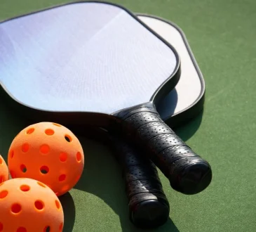 7 Best Pickleball Paddles Guide For Every Player Today